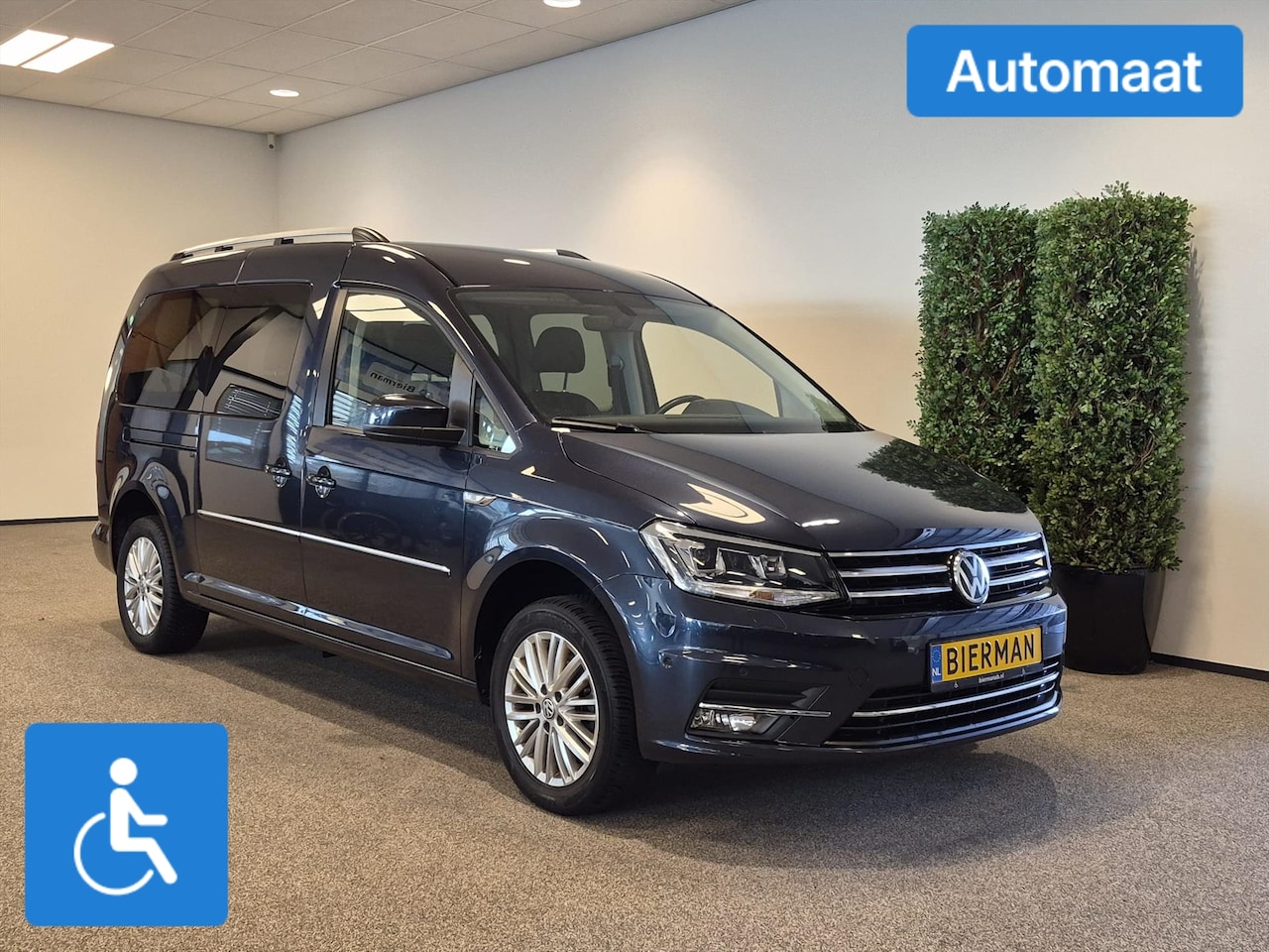 Volkswagen Caddy Maxi - Rolstoelauto Automaat 5+1 - AutoWereld.nl