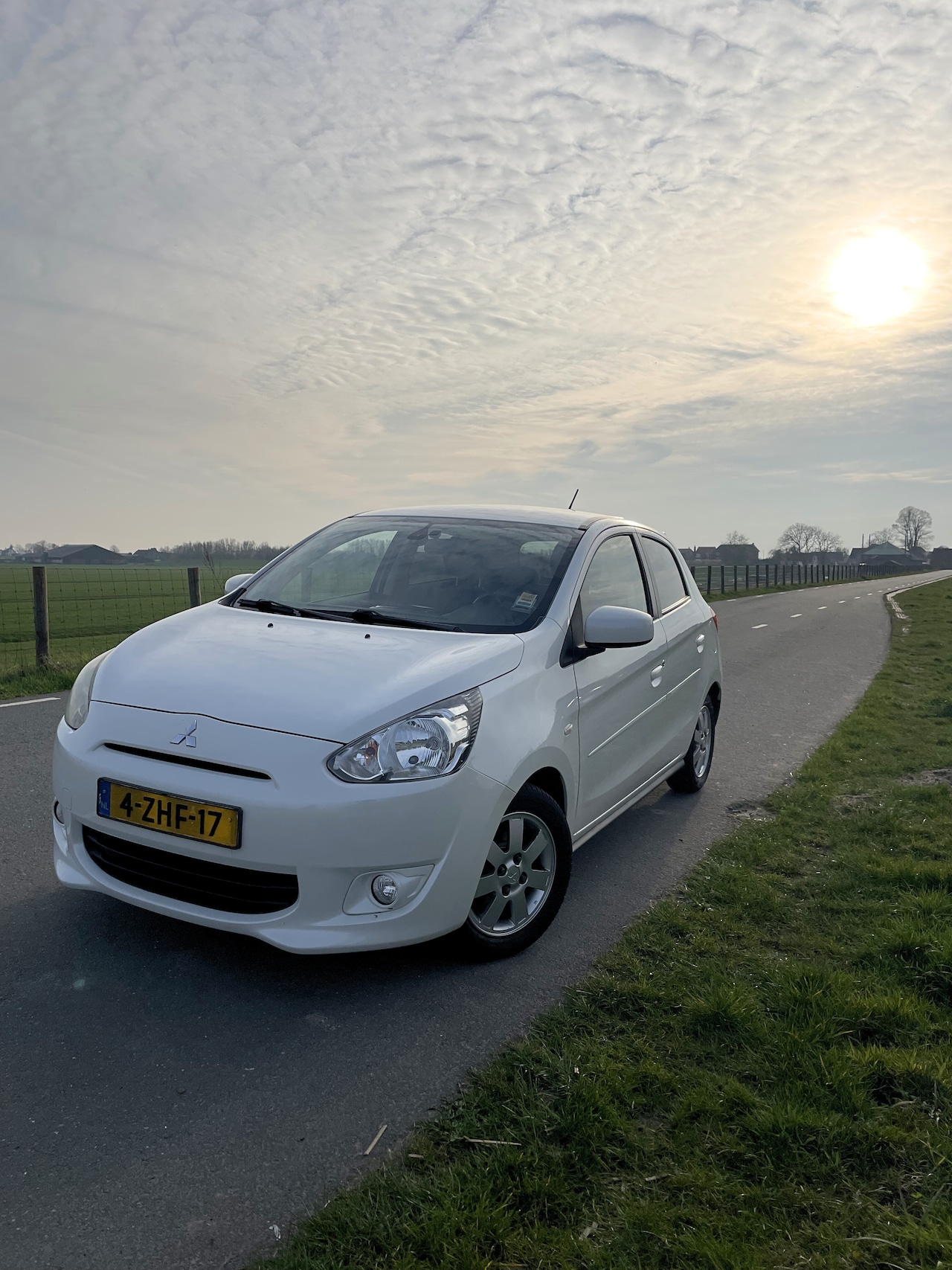 Mitsubishi Space Star - 1.0 Bright - AutoWereld.nl