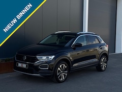 Volkswagen T-Roc - 1.5 TSI Sport M21 NAVI CAMERA PDC LED ACC ECC SPORTVELGEN
