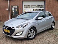 Hyundai i30 - 1.6 GDI i-Drive Cool Plus NL-auto Airco Afn.Trekhaak