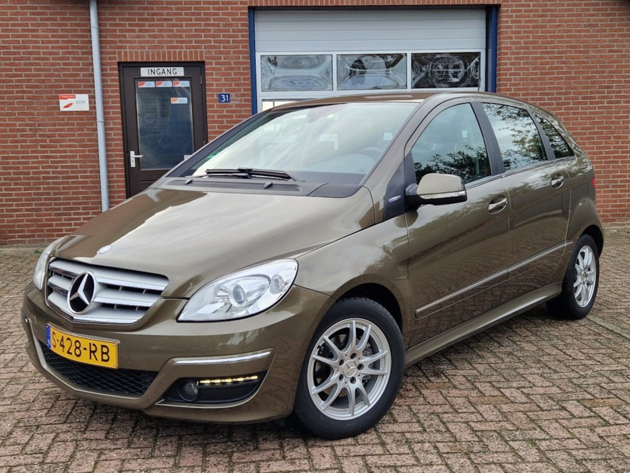 Mercedes-Benz B-klasse - B 180 BlueEFFCIENCY Business Class Airco Afn.trekhaak Stoelverw. - AutoWereld.nl