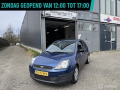 Ford Fiesta - 1.3-8V Ambiente Airco APK NAP Logisch