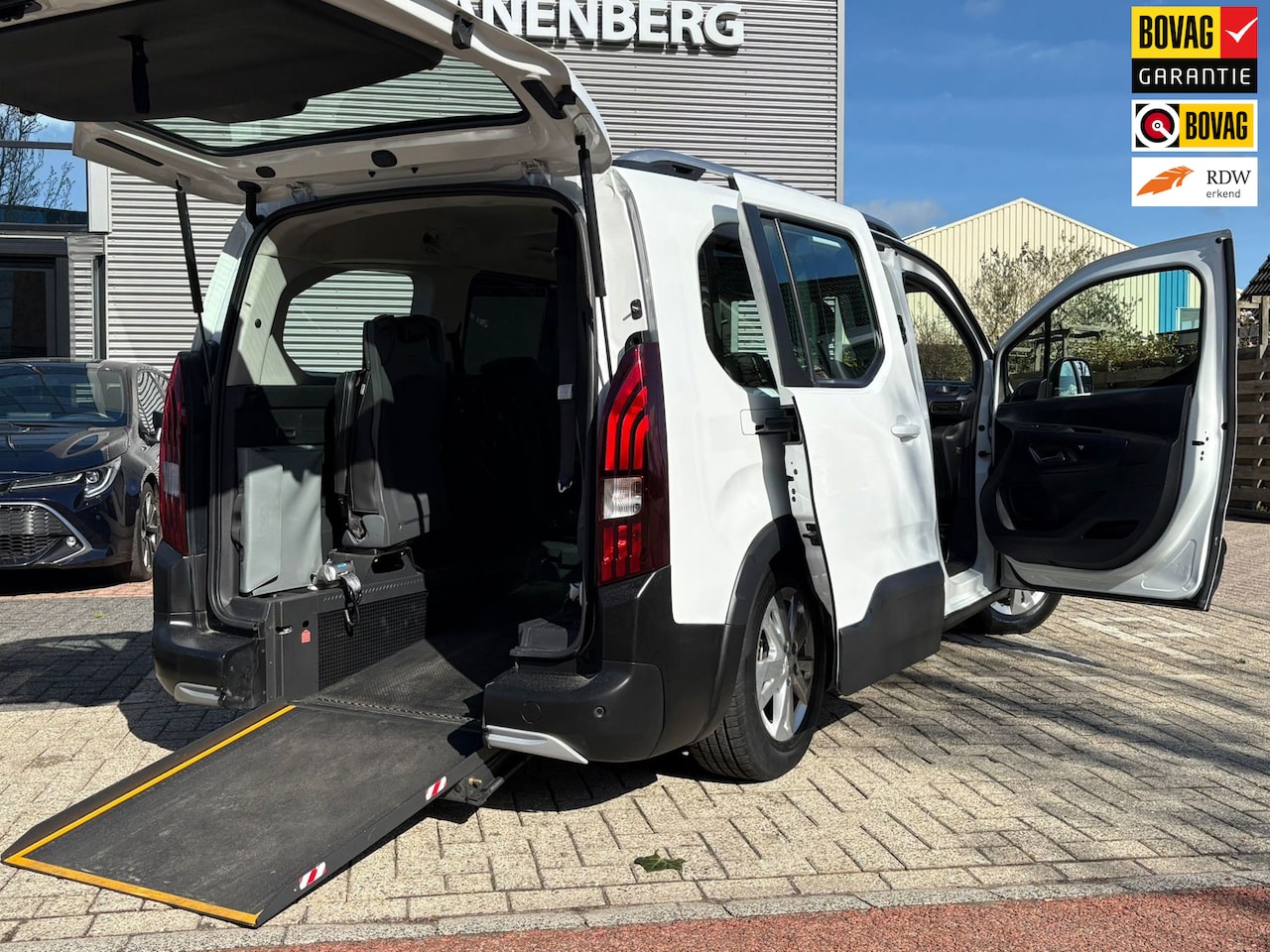 Peugeot Rifter Long - ROLSTOEL AUTO, 7p,AUTOMAAT! 5+1 of 7+0. GARANTIE - AutoWereld.nl