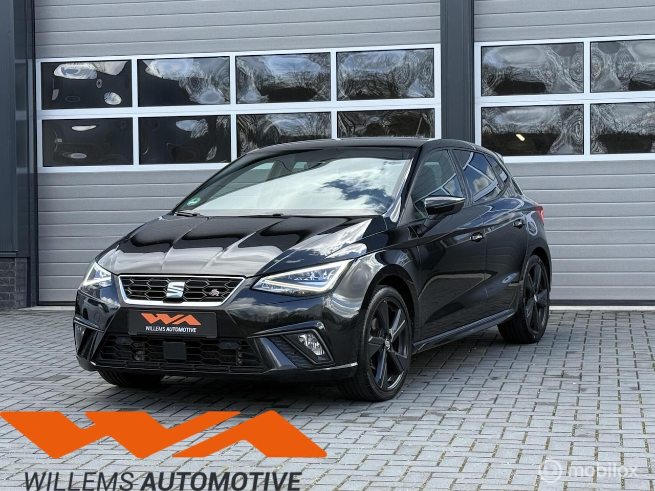 SEAT Ibiza - 1.0 TSI FR Digital Cockpit-18Inch-Leder Alcantara - AutoWereld.nl