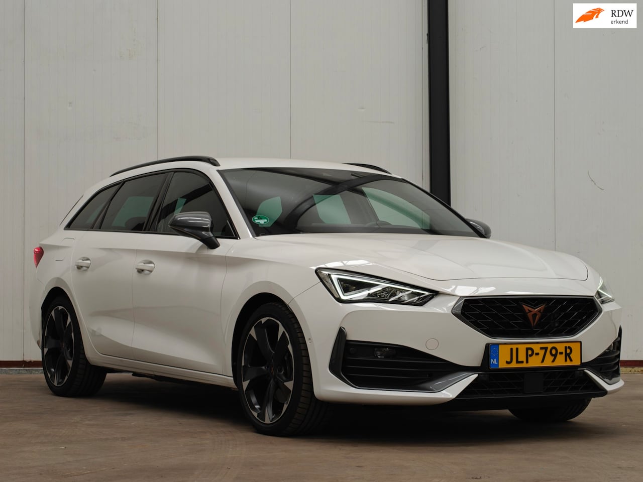 CUPRA Leon Sportstourer - 1.4 e-Hybrid VZ Performance - AutoWereld.nl