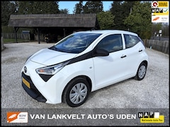 Toyota Aygo - 1.0 VVT-i x-fun Airco, Bluetooth, LED