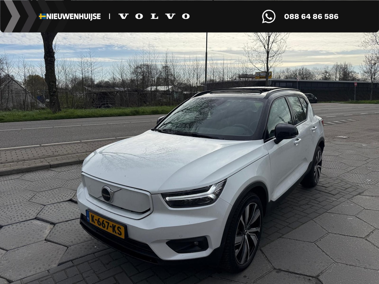 Volvo XC40 - Recharge P8 AWD R-Design | Panoramadak | Achteruitrijcamera | Lichtmetalen Velgen 20 inch - AutoWereld.nl