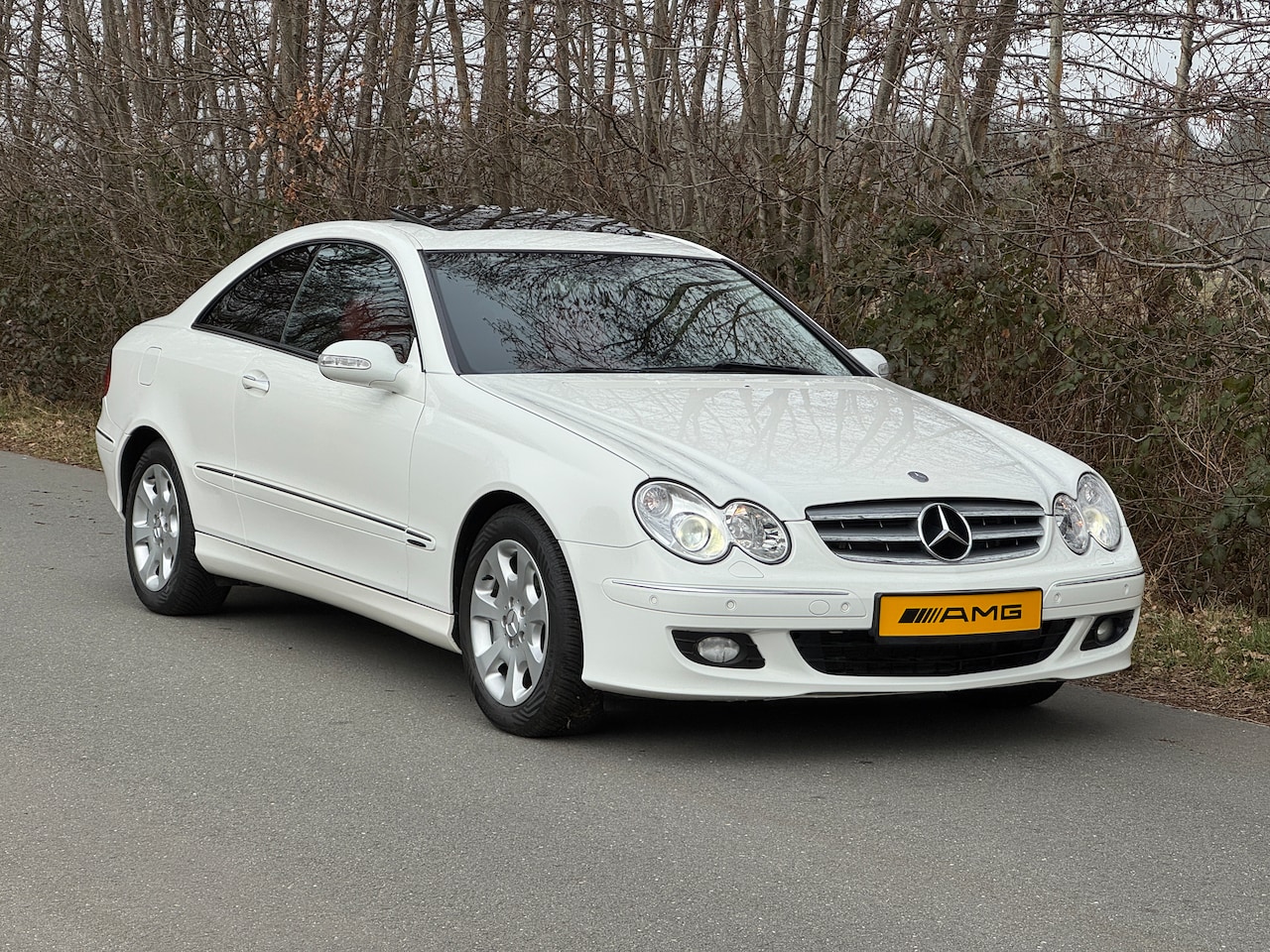 Mercedes-Benz CLK-klasse Coupé - 280 Elegance Designo | Alcantara | Uniek | Comand | Schuifdak | Leder | Climate & Cruise | - AutoWereld.nl