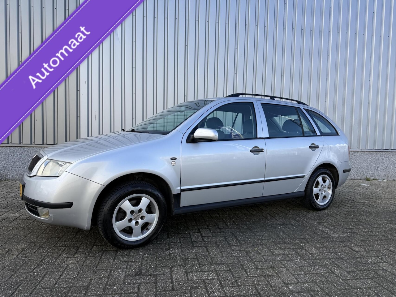 Skoda Fabia Combi - 1.4-16V Comfort 1.4-16V Comfort - AutoWereld.nl