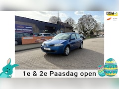 Renault Mégane - 1.6-16V Tech Line NIEUWE APK