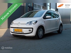 Volkswagen Up! - 1.0 move up BlueMotion Full option