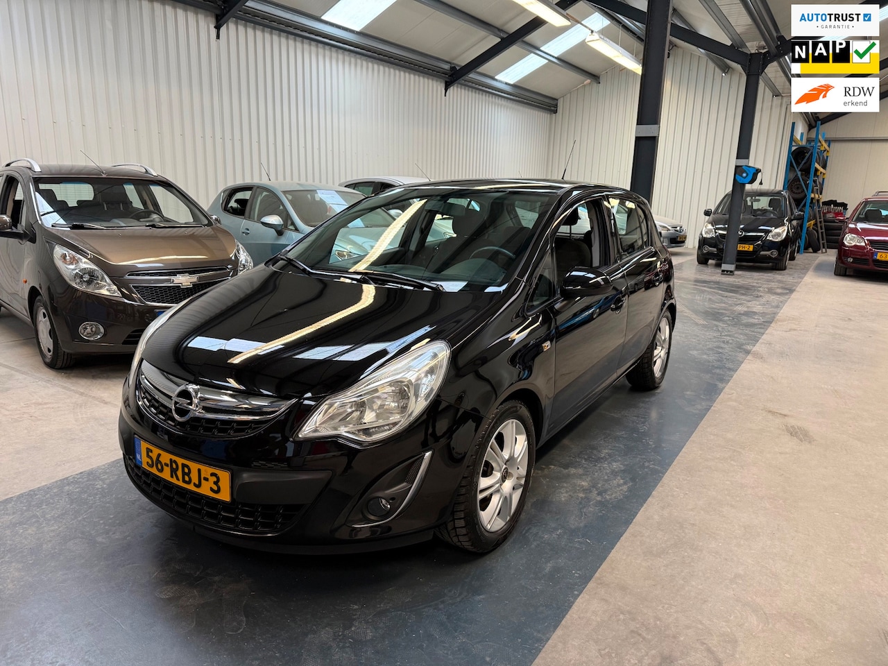 Opel Corsa - 1.4-16V Edition 5 DEURS/AIRCO/NAP/APK - AutoWereld.nl