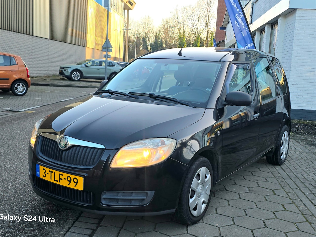 Skoda Roomster - 1.2*nette auto*lage km*rijd rem schakel zeer goed*inruil mog!!! - AutoWereld.nl