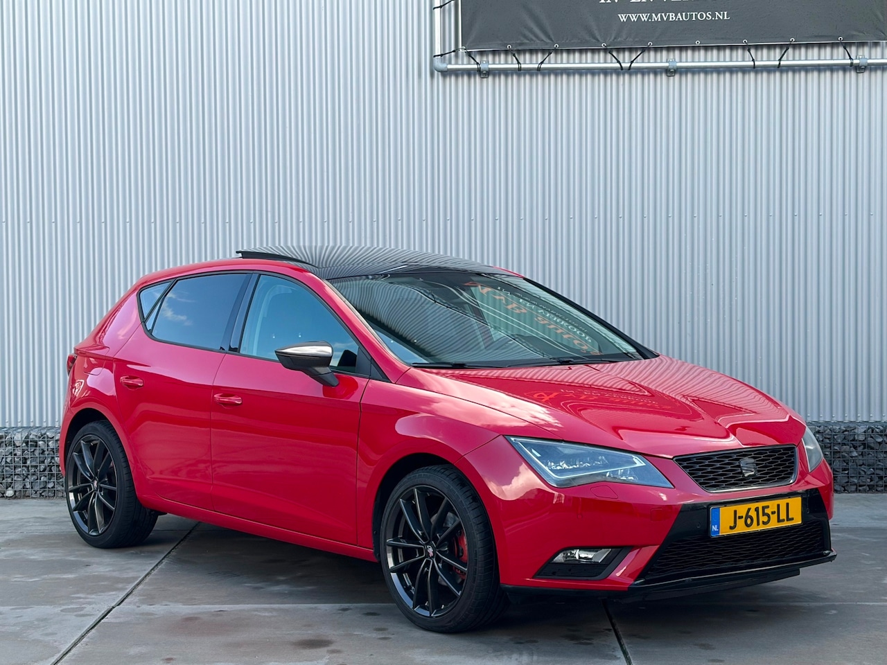 SEAT Leon - 1.4 TSI FR 1.4 TSI FR, Panorama dak, Navi, Clima, Cruise, Carbon - AutoWereld.nl