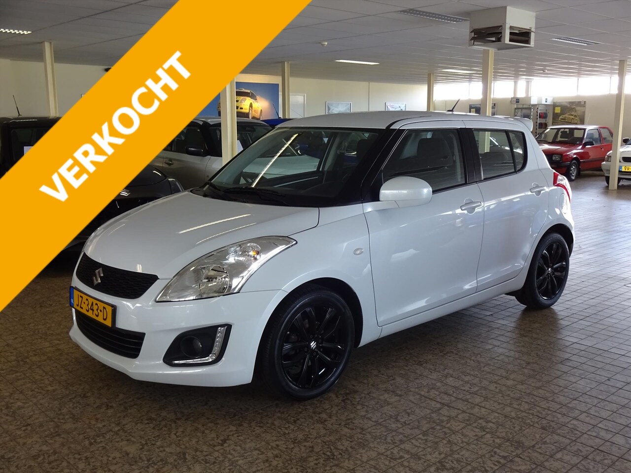 Suzuki Swift - 1.2 Bandit 5-deurs, Cruise Control, LM Velgen - AutoWereld.nl