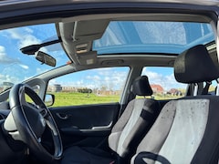 Honda Jazz - 1.4 Exclusive Lichtmetalen velgen 16" Panoramadak