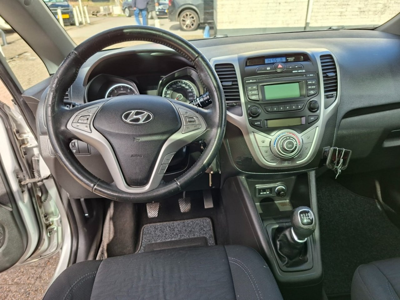 Hyundai ix20 - 1.4i i-Vision PANORAMA DAK/RADIO-CD/CLIMATE/CRUISE/ELEC.RAMEN+SPIEGELS