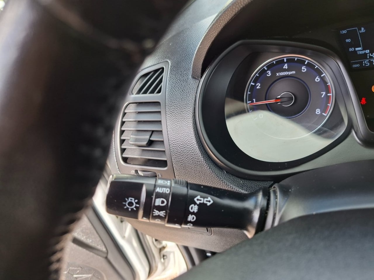 Hyundai ix20 - 1.4i i-Vision PANORAMA DAK/RADIO-CD/CLIMATE/CRUISE/ELEC.RAMEN+SPIEGELS