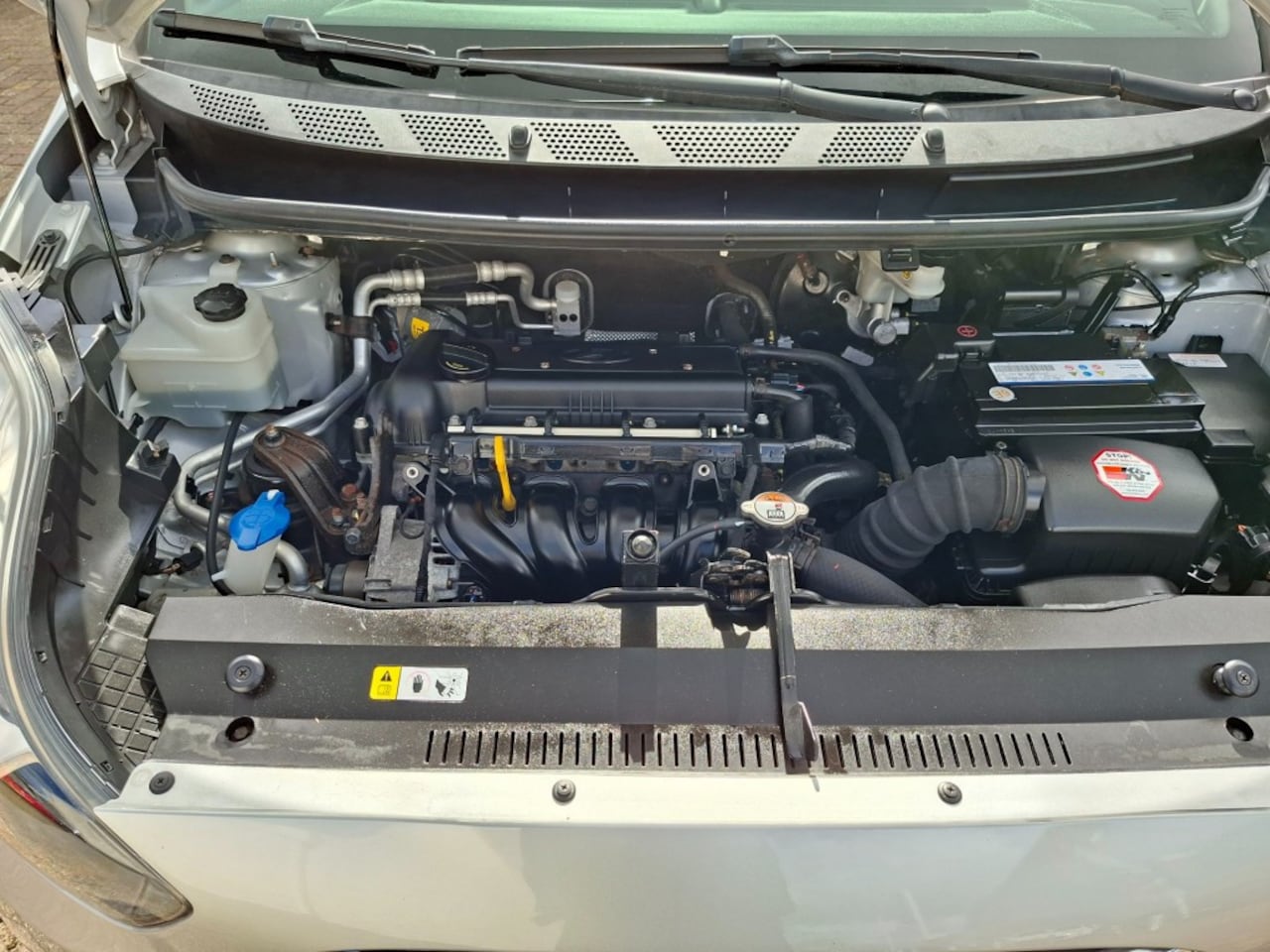 Hyundai ix20 - 1.4i i-Vision PANORAMA DAK/RADIO-CD/CLIMATE/CRUISE/ELEC.RAMEN+SPIEGELS