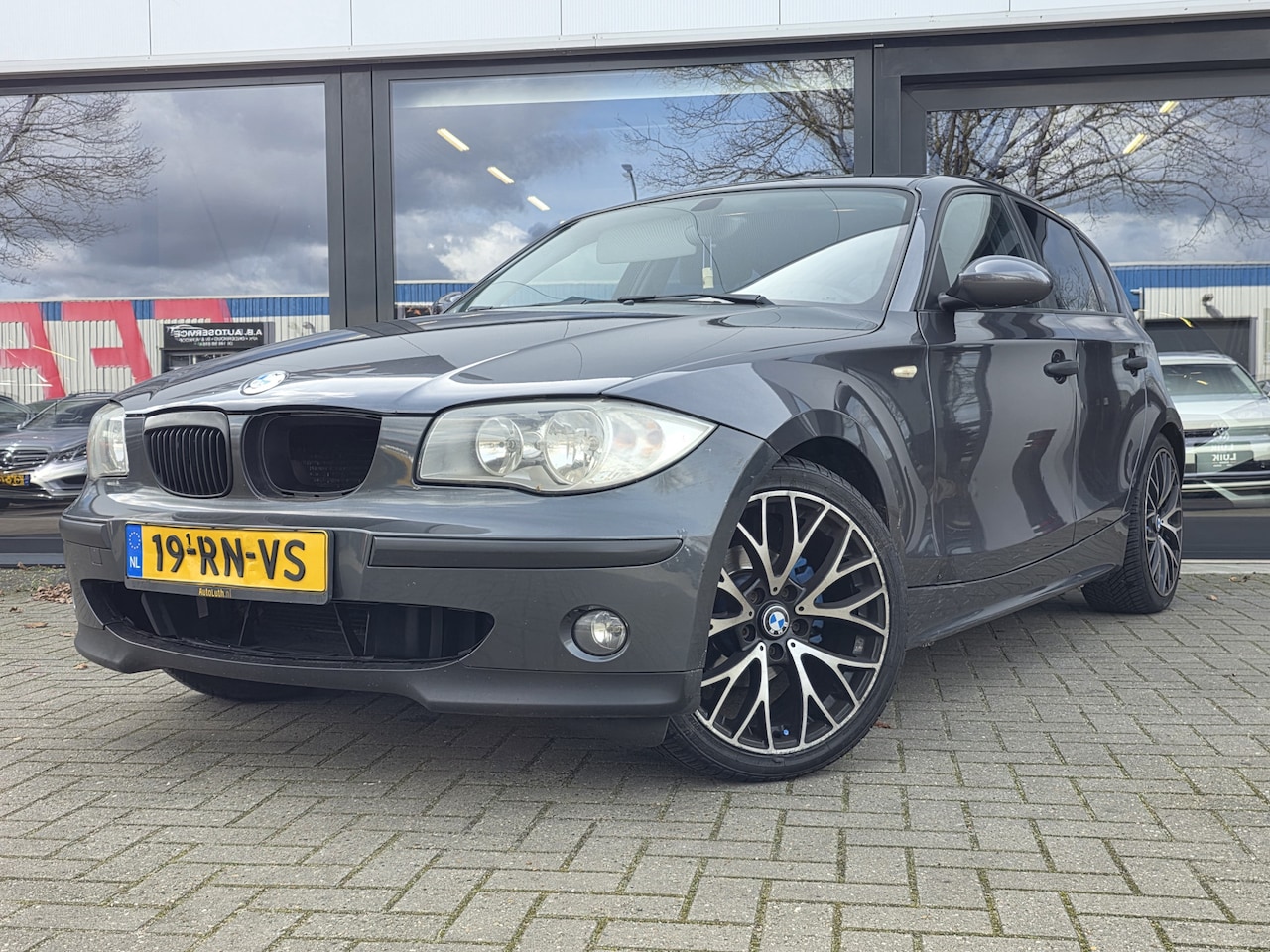 BMW 1-serie - 116i + LM VELGEN + AIRCO - AutoWereld.nl