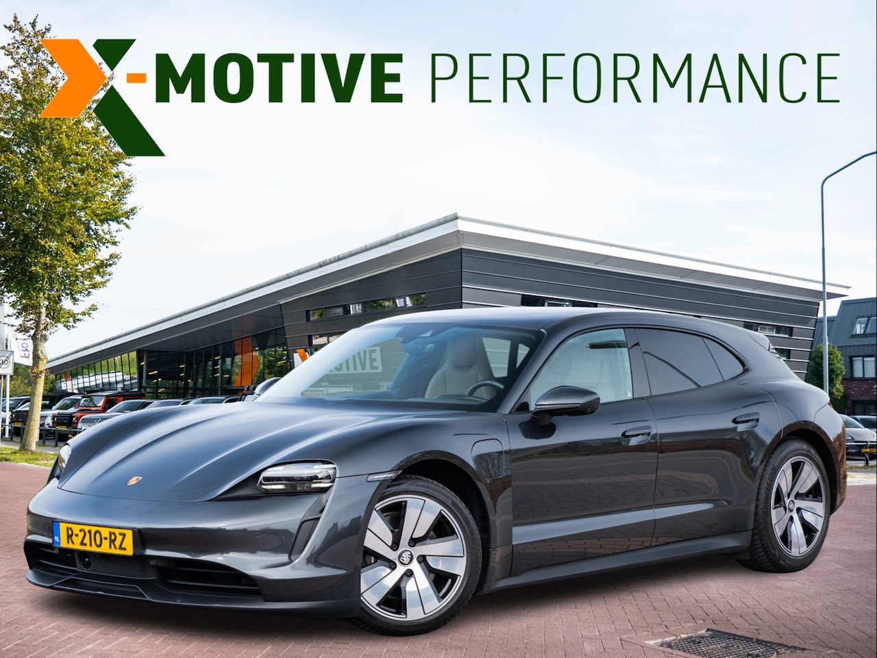 Porsche Taycan Sport Turismo - 79 kWh | Innodrive | Achterasbesturing | Bose Surround Premium Sound | Adap Luchtvering | - AutoWereld.nl