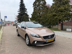 Volvo V40 Cross Country - 1.6 D2 AUT CROSS COUNTRY Momentum
