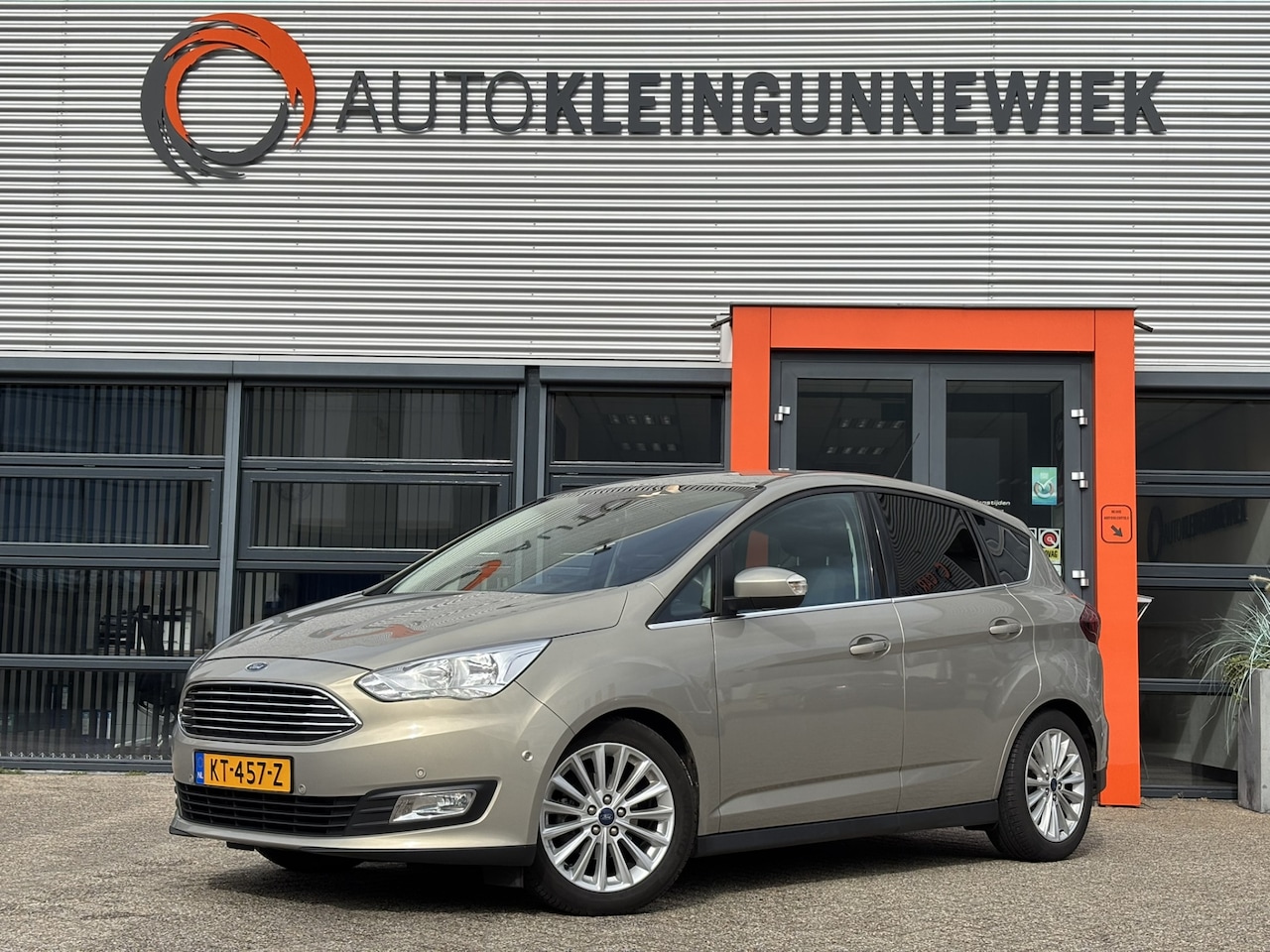 Ford C-Max - 1.0 Titanium / Trekhaak Afneembaar / Dealer Onderhouden / Zomer & Winterset / Navi / Cruis - AutoWereld.nl