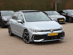 Volkswagen Golf - 1.5 eTSI R-Line Edition / Trekhaak / Panoramadak / 360Camera / Keyless / Matrix LED / 18''