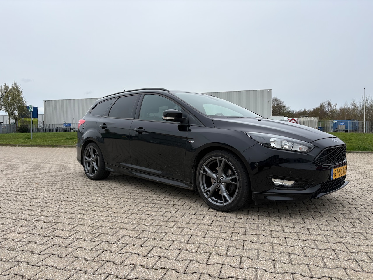 Ford Focus Wagon - 1.5 ST-Line - AutoWereld.nl