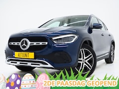 Mercedes-Benz GLA-Klasse - 250 e | Panoramadak | Trekhaak | Leder | Camera | Keyless | Adaptive Cruise | Sfeerlicht