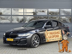 BMW 5-serie - 520i BUSINESS EDITION PLUS I M SPORTPAKKET I SCHUIFDAK I TREKHAAK I PARKING PACK I LASER L
