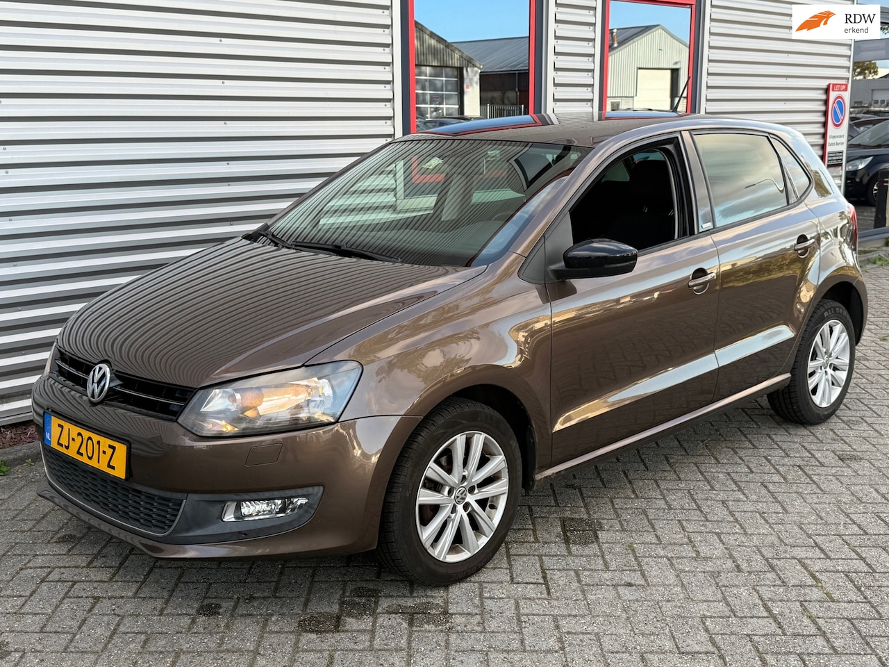 Volkswagen Polo - 1.2-12V BlueMotion Style Carplay - AutoWereld.nl