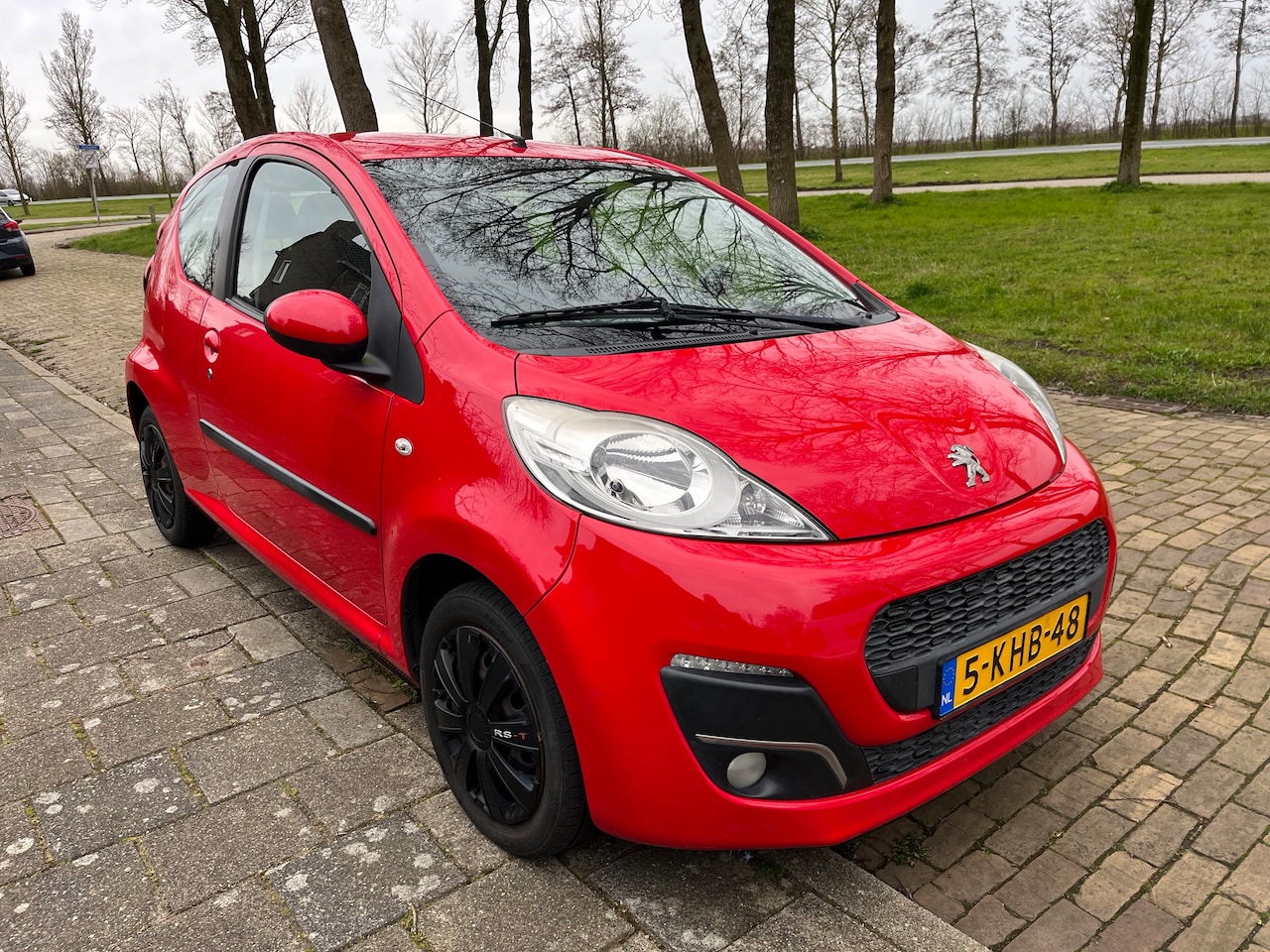 Peugeot 107 - 1.0 Active - AutoWereld.nl
