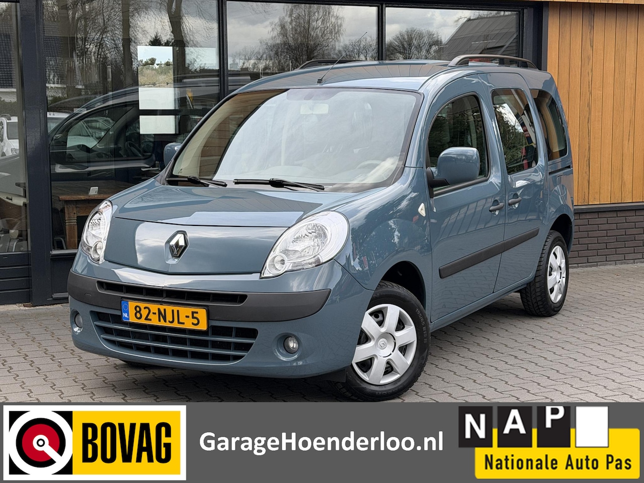 Renault Kangoo Family - 1.6-16V Deurtjes achter, 4 seiz banden, Garantie - AutoWereld.nl