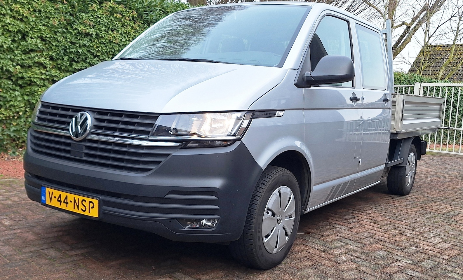 Volkswagen Transporter - 2.0 TDI L2H1 DC 28 Comfortline Transporter T6.1 Pick Up dubbelcabine Euro 6 Airco - AutoWereld.nl