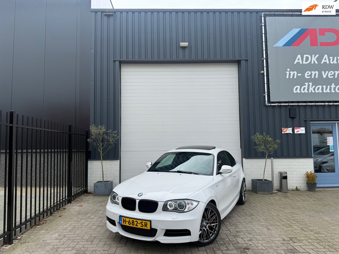 BMW 1-serie Coupé - 135i High Executive SCHUIFDAK/LEDER/XENON/18'/450PK - AutoWereld.nl
