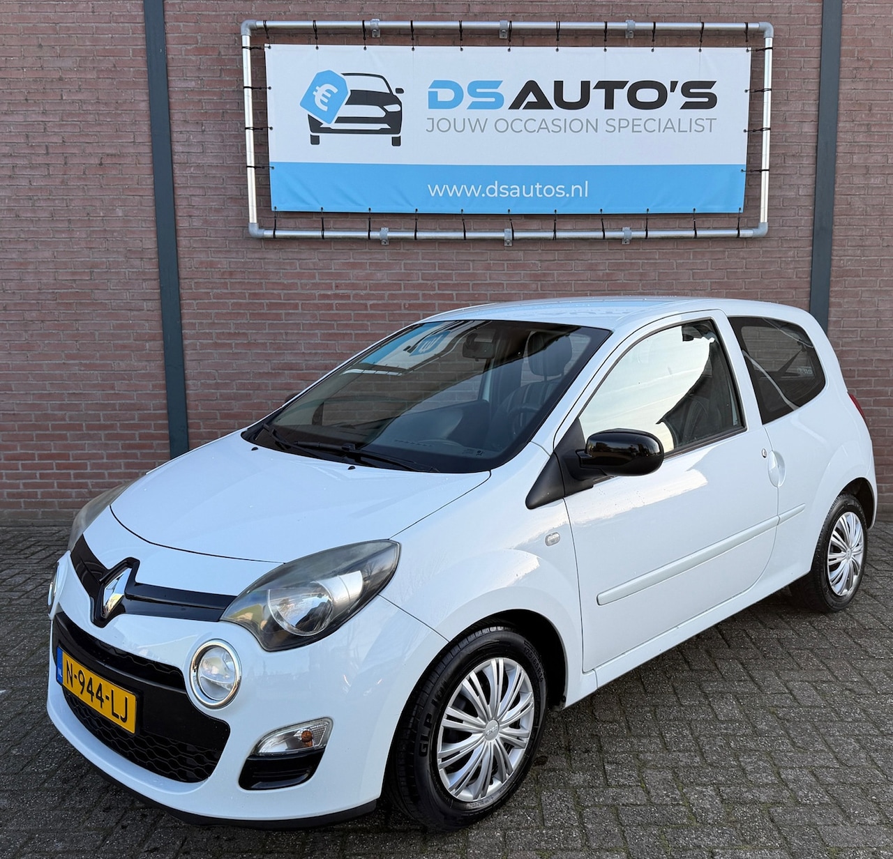 Renault Twingo - 1.2-16V Authentique 1.2 16V Authentique - AutoWereld.nl