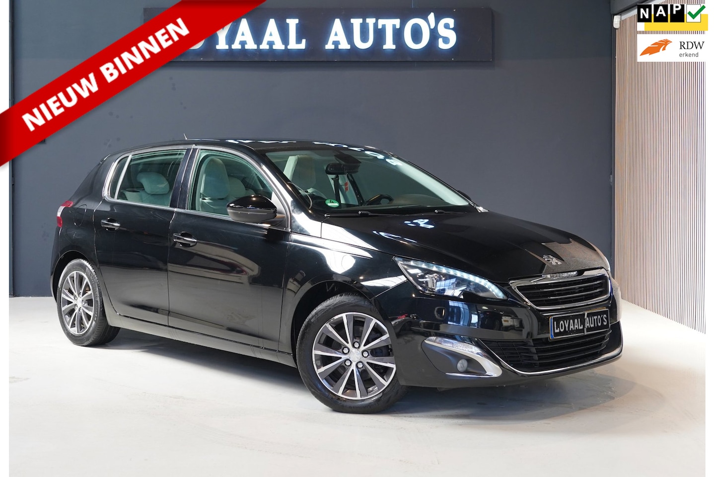 Peugeot 308 - 1.6 THP Première | NAVI | BI-XENON | GLEZEN-DAK | AIRCO | CRUISE | TREKHAAK | PDC | NAP. - AutoWereld.nl