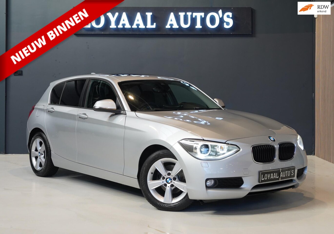 BMW 1-serie - 116i Business Line | AIRCO | STOEL.VERW | PANO | PDC | ELEK.RAMEN | APK - AutoWereld.nl