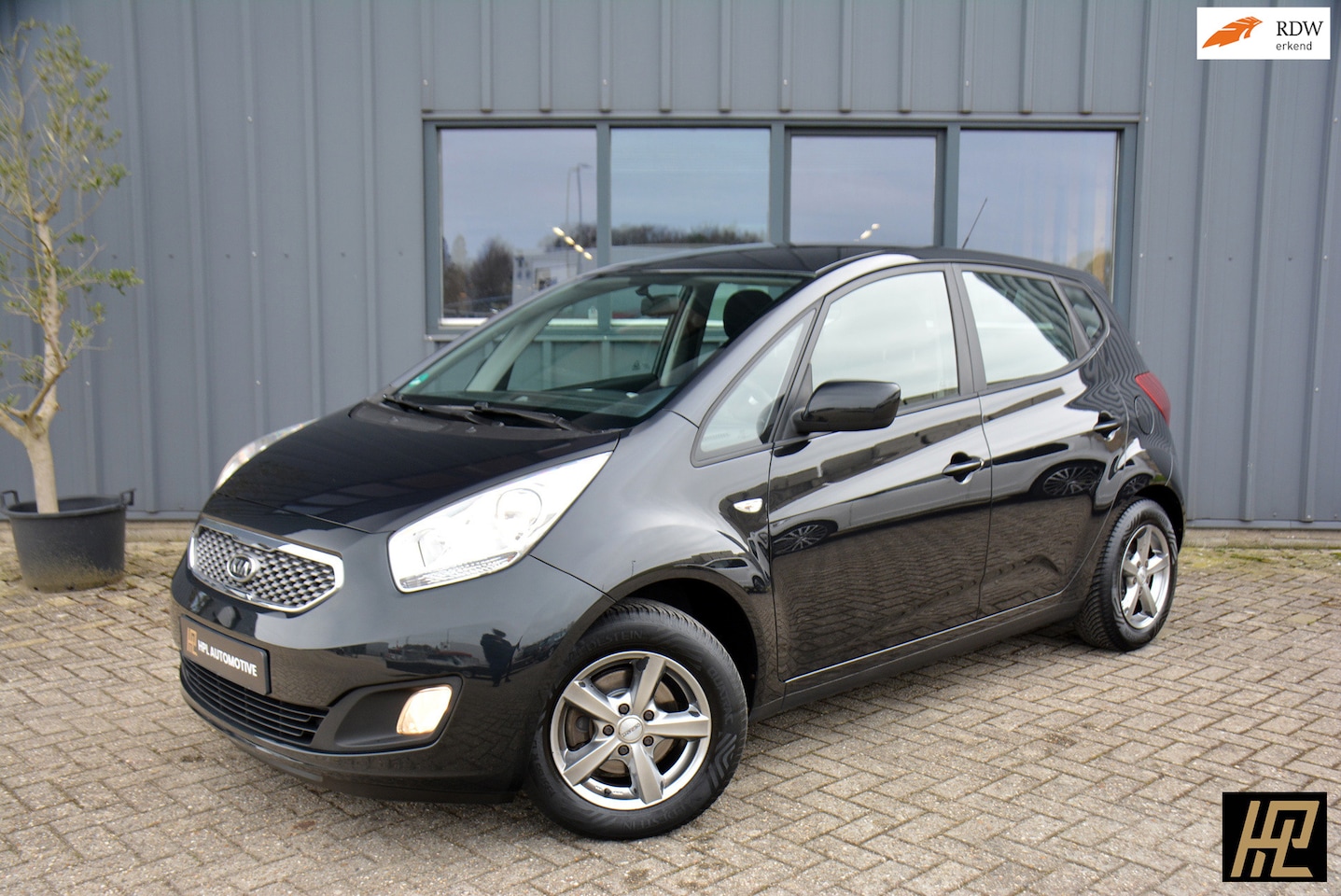 Kia Venga - 1.4 CVVT Seven * Airco * Navi * Camera * Cruise * Trekhaak * Goed onderhouden * Nette auto - AutoWereld.nl