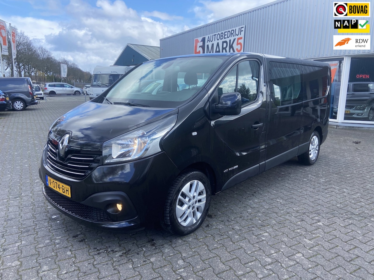 Renault Trafic - 1.6 dCi T29 L2H1 DC Luxe Energy 1.6 dCi T29 L2H1 DC Luxe Energy 146 PK - AutoWereld.nl