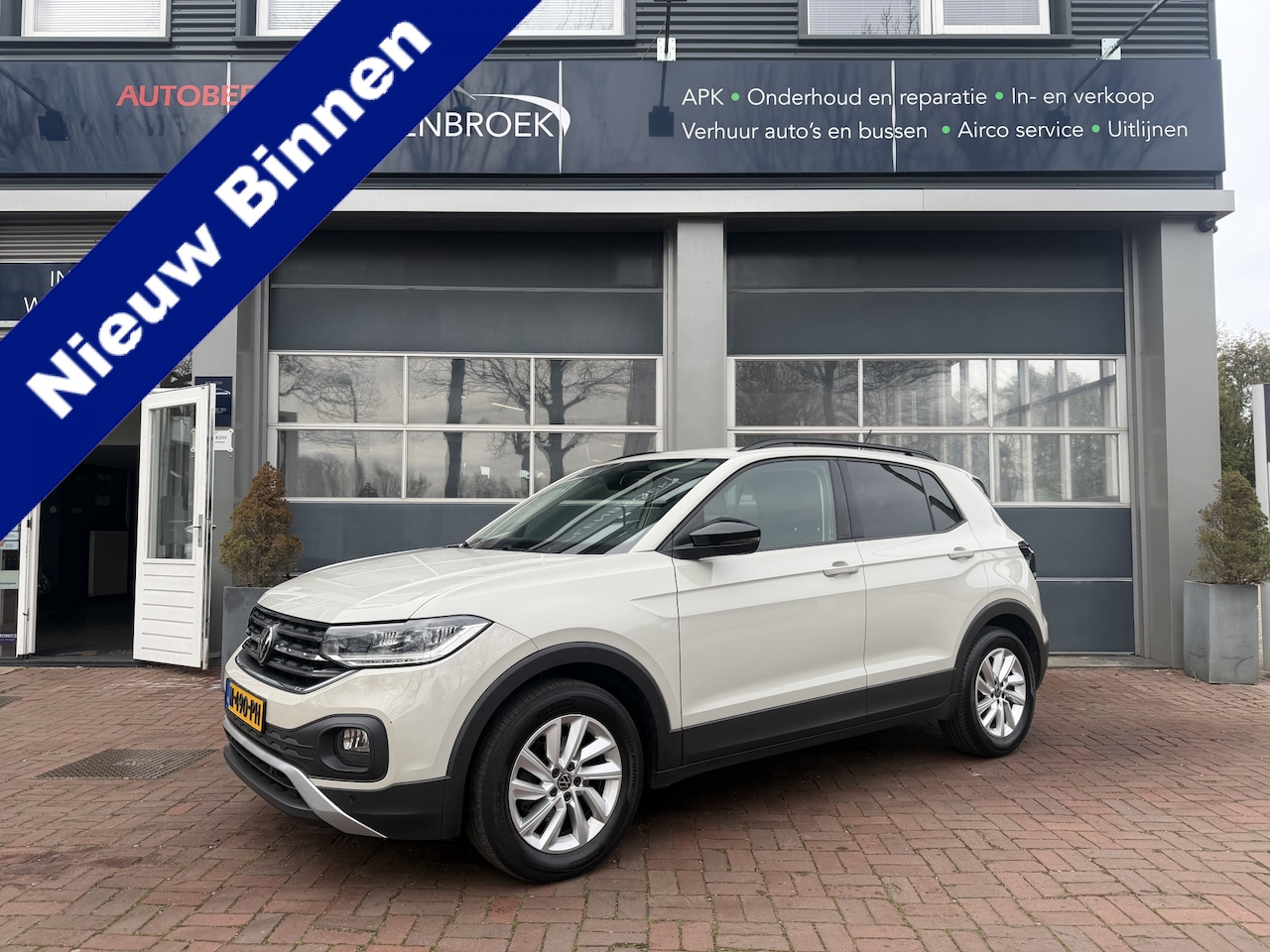 Volkswagen T-Cross - 1.0 TSI Life | LED | VC | Navi | Camera | Cruise | LMV |  12-2021 136.012 KM - AutoWereld.nl