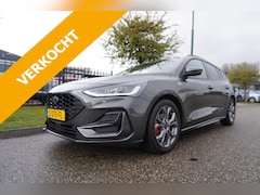 Ford Focus Wagon - 1.0 EcoBoost Hybrid 125pk ST-Line X Navigatie Parkeer Camera
