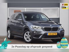 BMW X1 - SDrive20i Centennial Executive 4 CILINDER MOTOR/TREKHAAK/ADAPTIEVE CRUISE/CAMERA