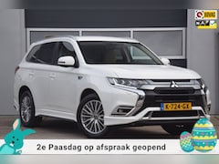 Mitsubishi Outlander - 2.4 PHEV Pure+ Leer / Trekhaak / Side skirts
