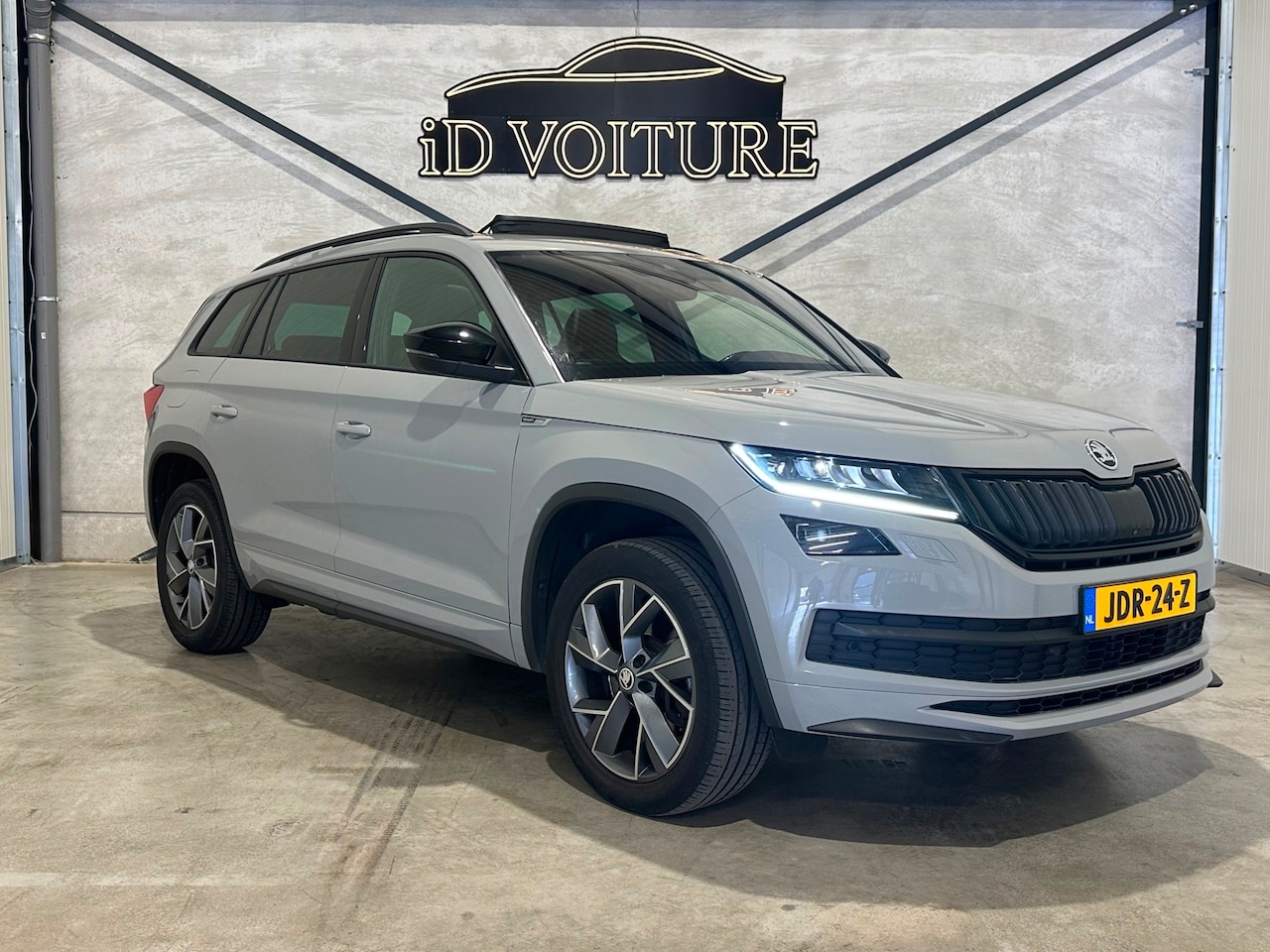 Skoda Kodiaq - 2.0 TSI 4x4 Sportline PANO|KEYLESS|VOLSTE UITVOERING! - AutoWereld.nl