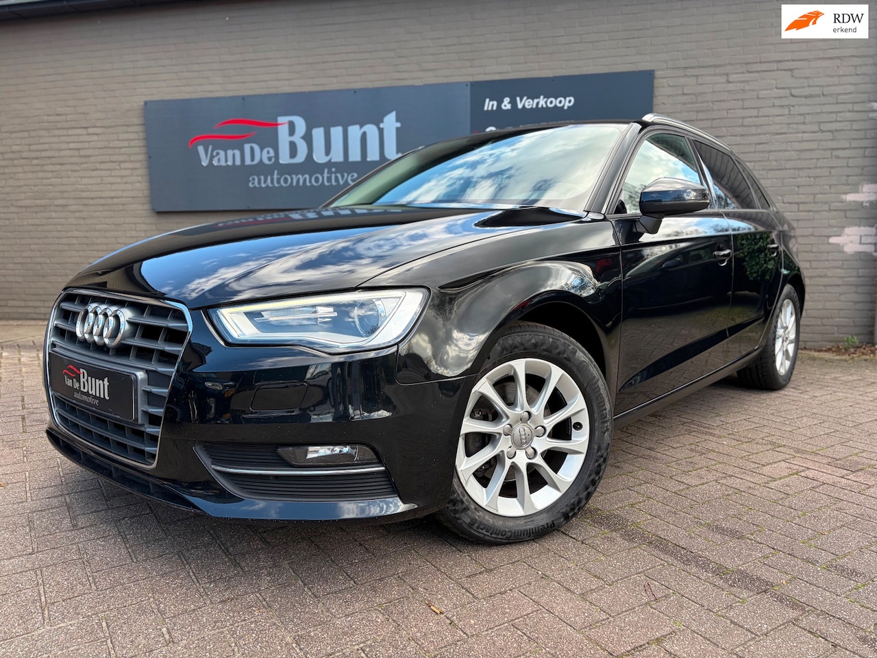 Audi A3 Sportback - 1.4 TFSI Pro Line plus - AutoWereld.nl