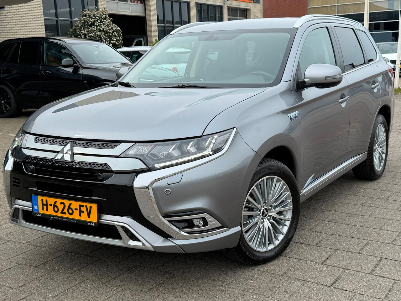 Mitsubishi Outlander - 2.4 PHEV Intense+ 2.4 PHEV Intense - AutoWereld.nl