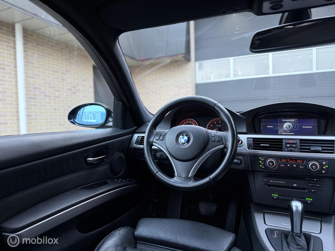 BMW 3-serie Touring - 325xi High Executive |Automaat|Leer|Navi - AutoWereld.nl