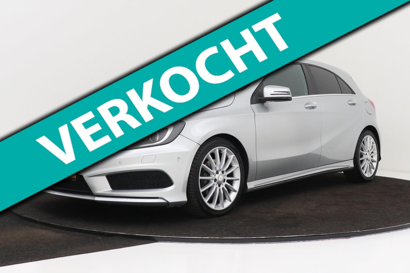 Mercedes-Benz A-klasse - 180 Ambition | AMG-Line | Org NL | Sportstoelen | Automaat | Xenon | - AutoWereld.nl